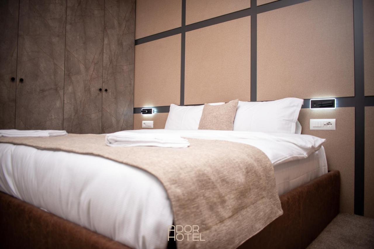 Ador Hotel North Mitrovica Exterior foto