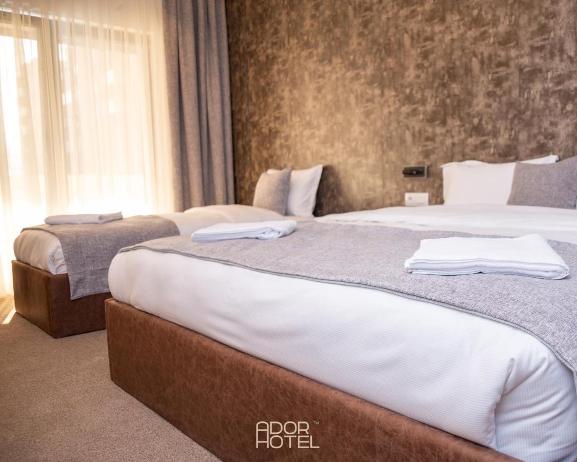 Ador Hotel North Mitrovica Exterior foto