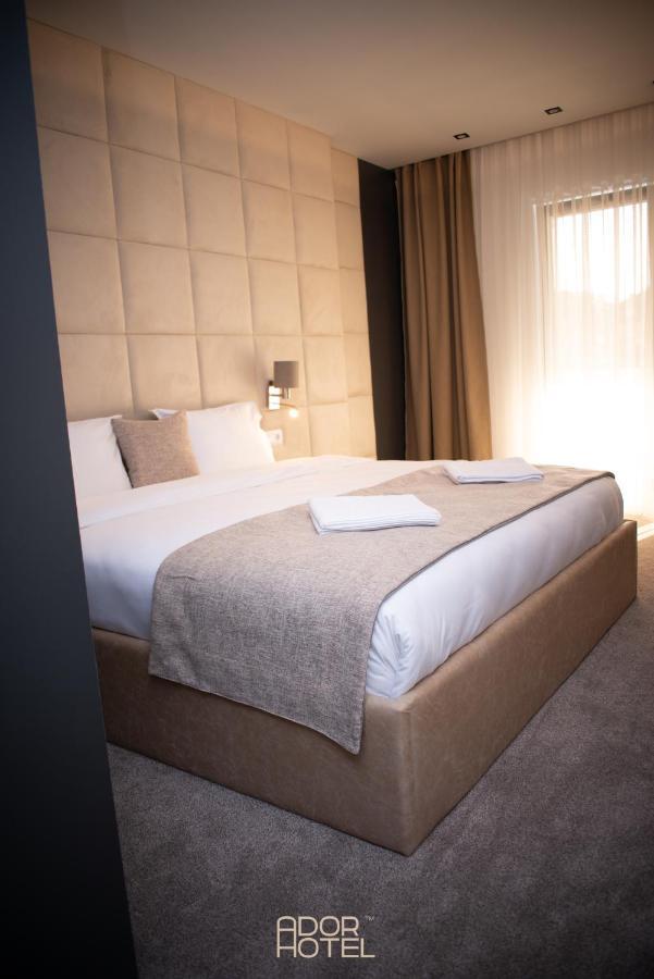 Ador Hotel North Mitrovica Exterior foto